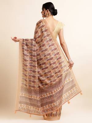 Biege Cotton Dobbi Digital Print Saree Cotton Blend Saree With Blouse Piece 3