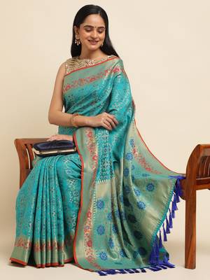 Blue Pure Bandhej Patola Silk Saree Silk Blend Saree With Blouse Piece 4
