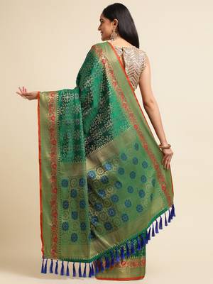 Green Pure Bandhej Silk Blend Saree With Blouse Piece 3