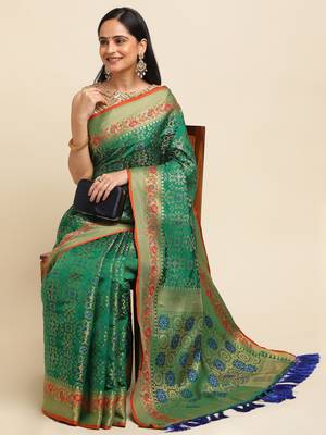 Green Pure Bandhej Silk Blend Saree With Blouse Piece 4