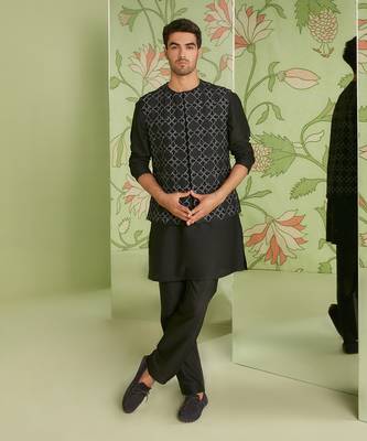 Black without collar bundi kurta set 1