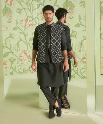 Black kurta bundi set 1