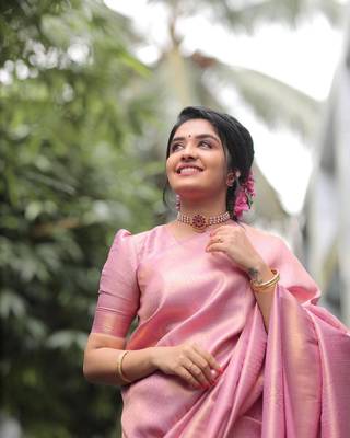 Light Pink Woven Faux Faux Kanjivaram Silk Saree With Blouse Piece 3