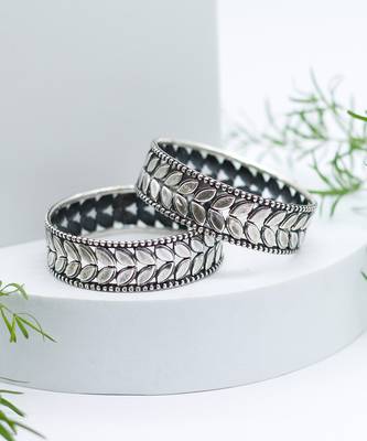 Silver leaf petal design bangles 1