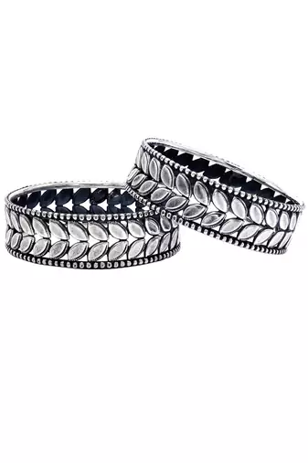 Silver leaf petal design bangles