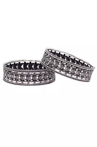 Traditional oxidized silver bangles