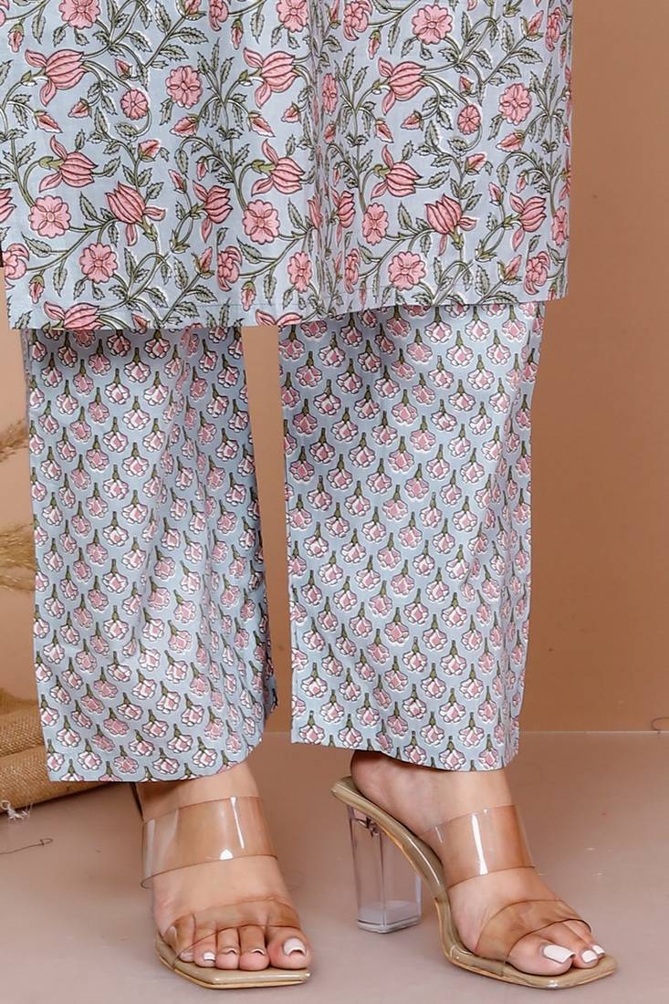 Women's Cotton Floral Printed Straight Kurta Palazzo