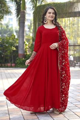 Akaiswa Fashion Faux Georgette Golden Thread Embroidered Red Salwar Suit 5