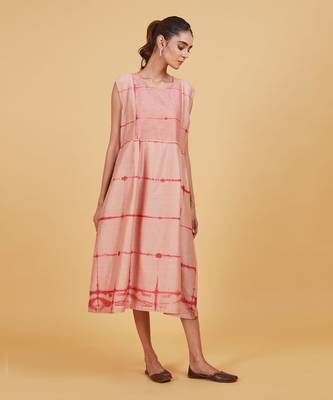 Red  bird sqaure dress 1