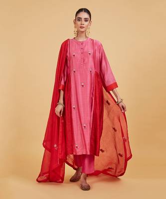 Rose pink classic kurta set 1