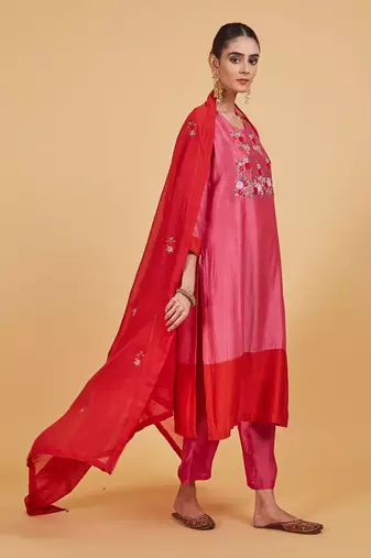 Rose pink yoke kurta set