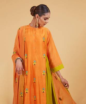 Rose orange classic kurta set 2