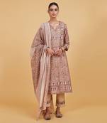Pink jaal modish kurta set