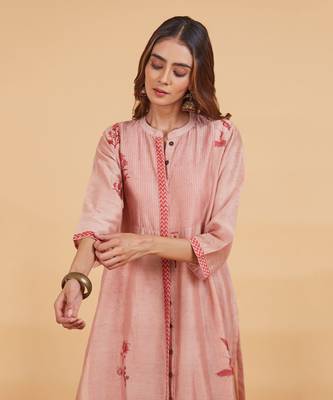 Red bird yoke kurta set 3