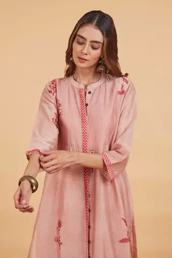 Red bird yoke kurta set