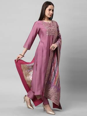 Embroidered a line kurta paired with straight pants and printed brocade dupatta. 3