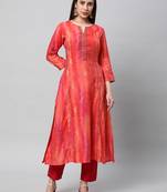 A line kurta in printed silk blend fabric with zari embroidery and lace detailling.