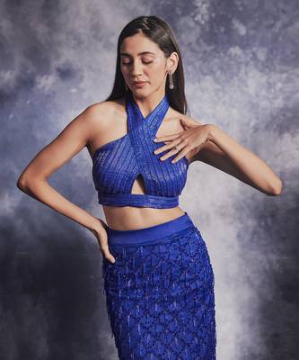 Azure blue embroidered skirt set 2