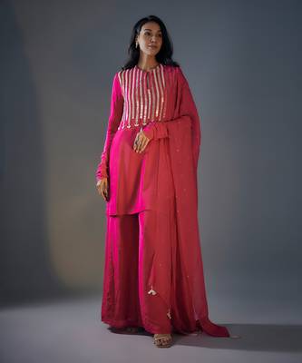 Hot pink embroidered kurta set 1