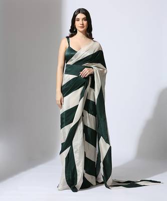 Color block saree set with waist belt 1