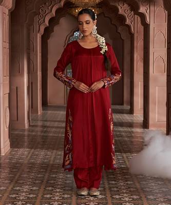Maroon silk embroidered kurti set 1