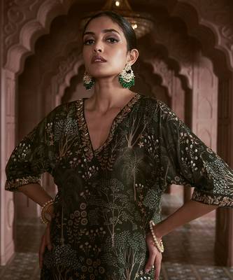 Green printed kurta set 3