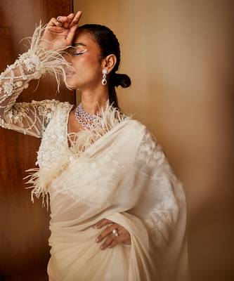 Nancy ivory feather ruffle saree 3