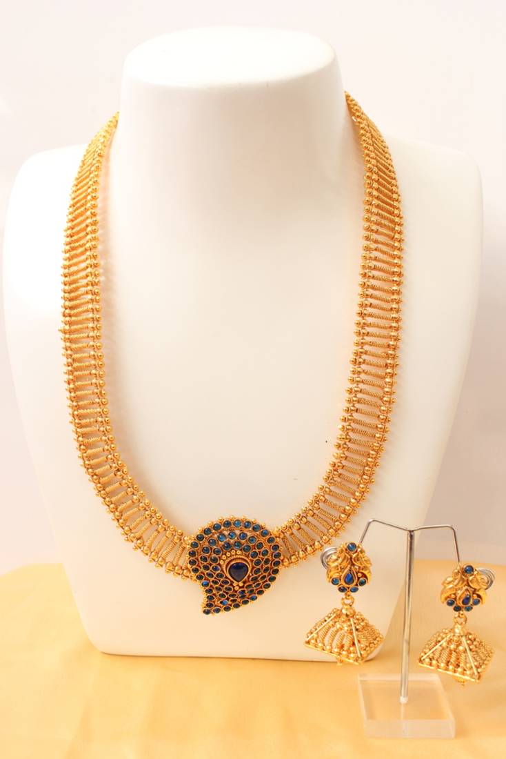 Gorgeous Antique Royal Blue Mango Pendant Long Haar With Earrings