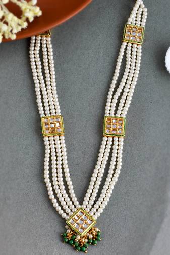 Gold plated pearl necklace set