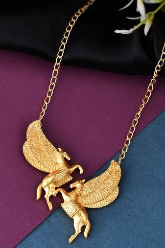 Gold-plated horse design pendant necklace