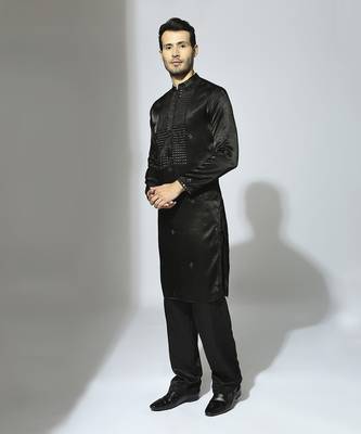Black embroidered kurta set 2