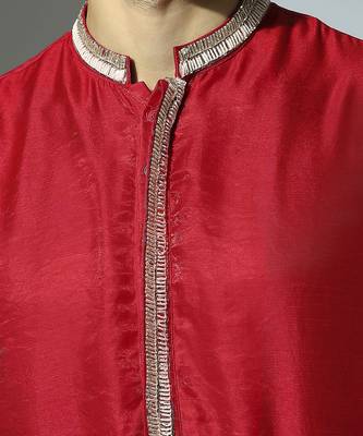 Red  embroidered kurta set 5