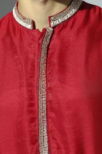 Red  embroidered kurta set
