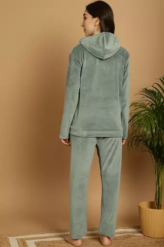 Women Solid Pista Green Velvet Night Suit Set
