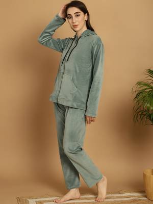 Women Solid Pista Green Velvet Night Suit Set 3