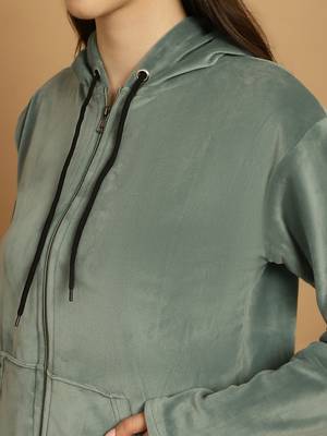 Women Solid Pista Green Velvet Night Suit Set 6