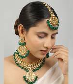 Emerald beaded kundan necklace set