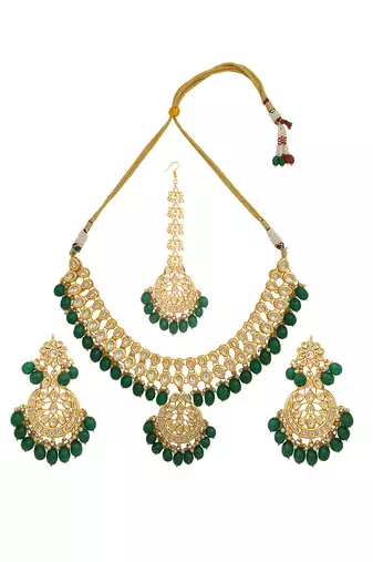Emerald beaded kundan necklace set