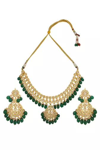 Emerald beaded kundan necklace with earring