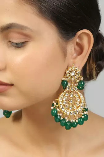 Kundan crescent shaped earrings