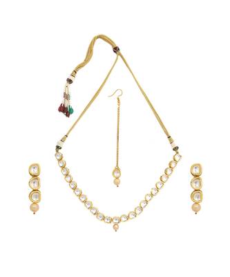 Kundan necklace with earrings & maang tikka 3