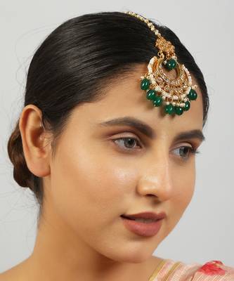 Gold tone kundan maang tikka 1