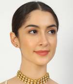 Handcrafted kundan choker with earrings
