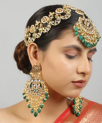 Kundan chandbali with matha patti set 3