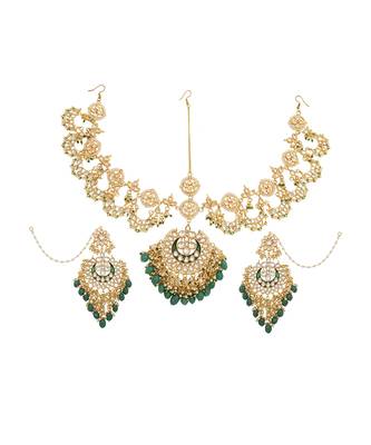 Kundan chandbali with matha patti set 4
