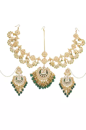 Kundan chandbali with matha patti set