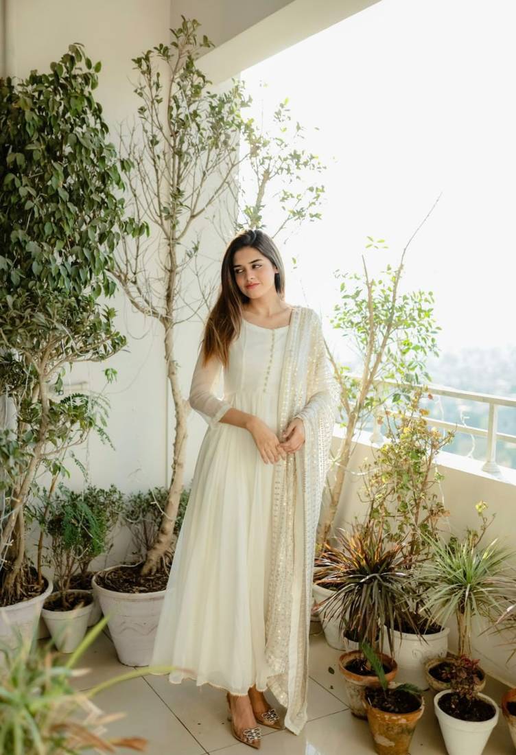 Trendmalls  Off White Georgette Embroidered  Party Wear, Festive Gown with Dupatta Full Stitched