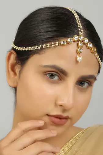 Pearl beaded kundan matha patti