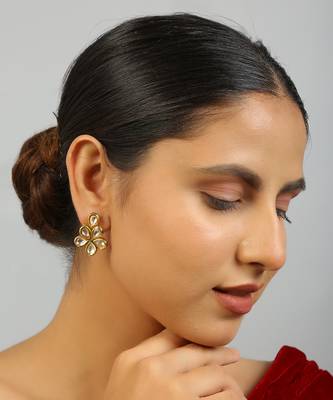 Gold toned kundan drop earrings 1