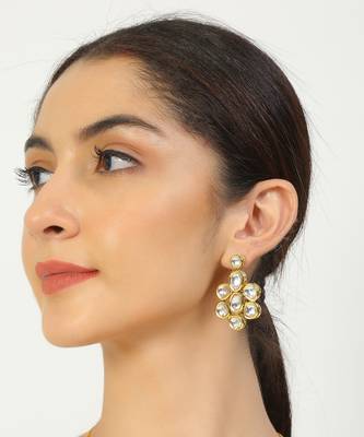 Kundan inspired floral shaped earrings 2
